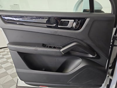 2021 Porsche Cayenne Base