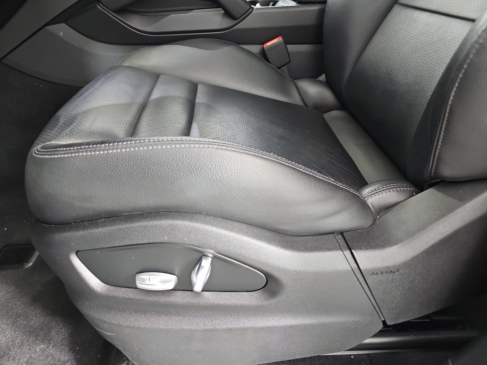 2021 Porsche Cayenne Base
