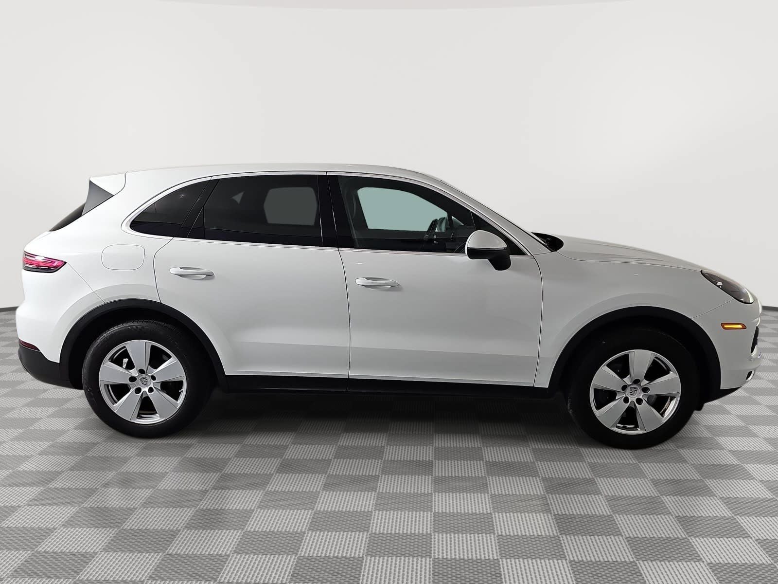 2021 Porsche Cayenne Base