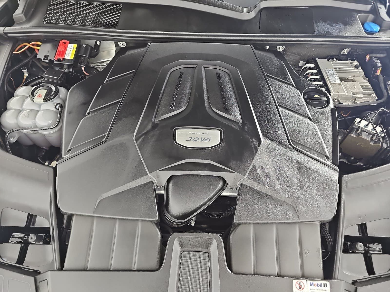 2019 Porsche Cayenne Base