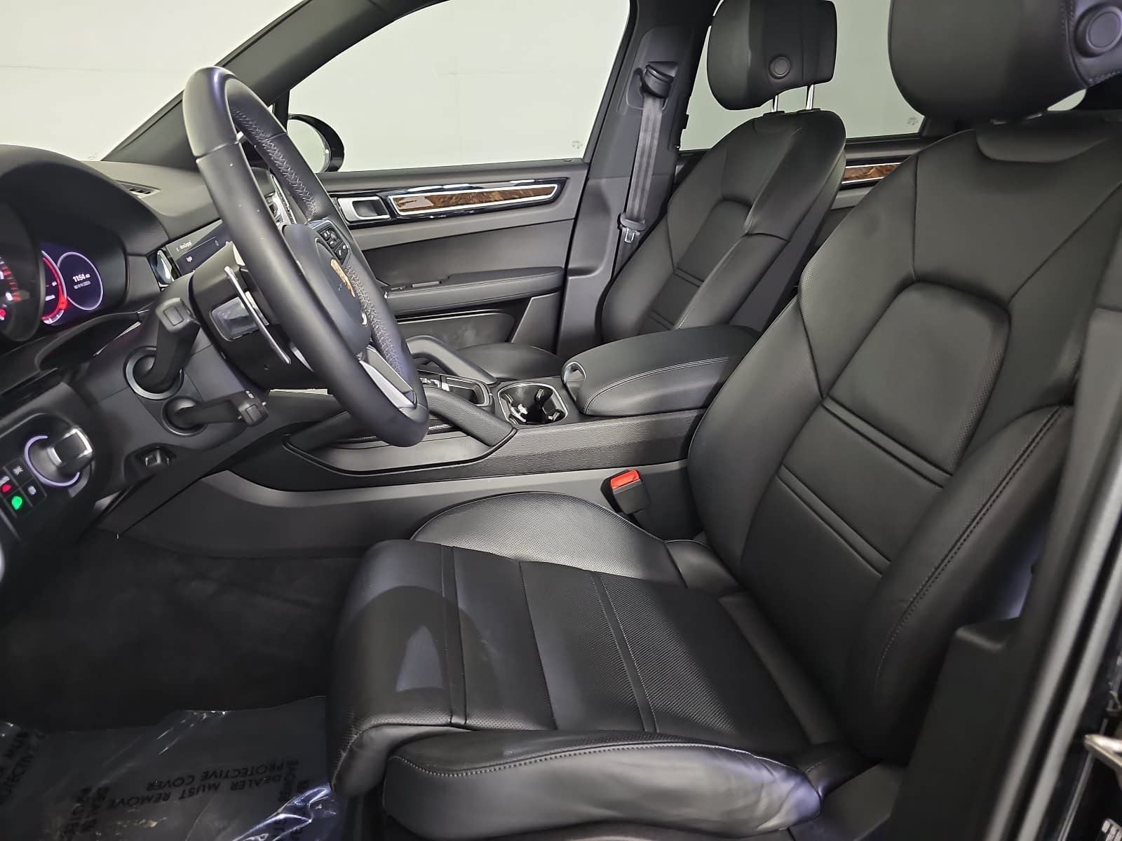 2023 Porsche Cayenne Base