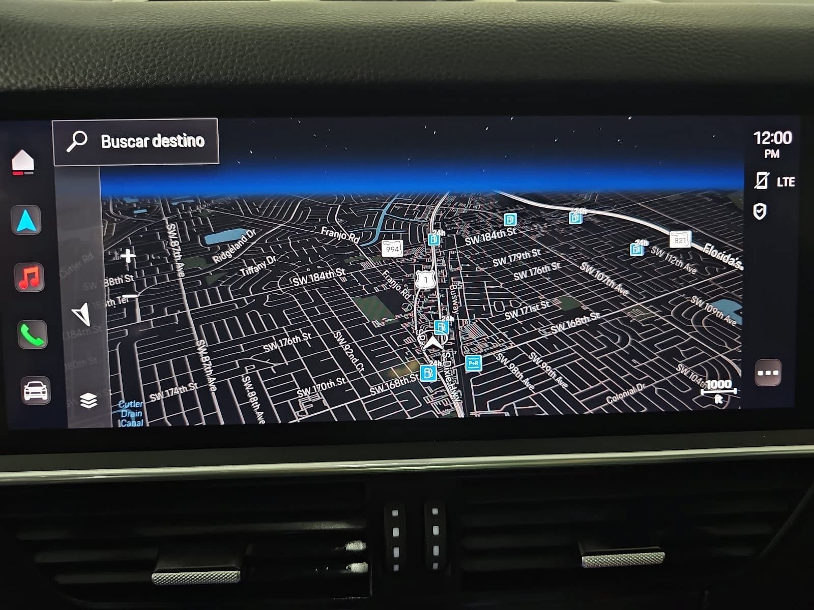 2023 Porsche Cayenne Base