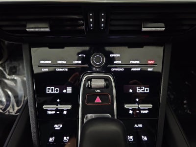 2023 Porsche Cayenne Base