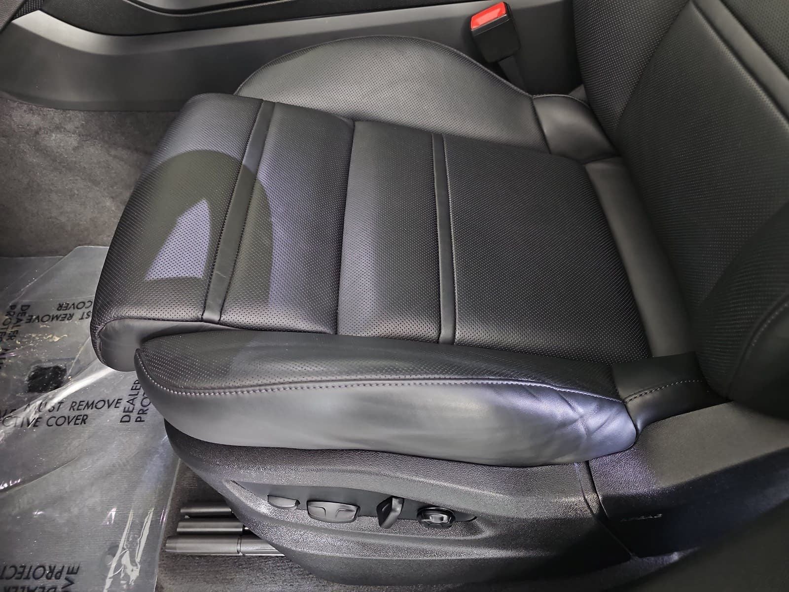 2023 Porsche Cayenne Base