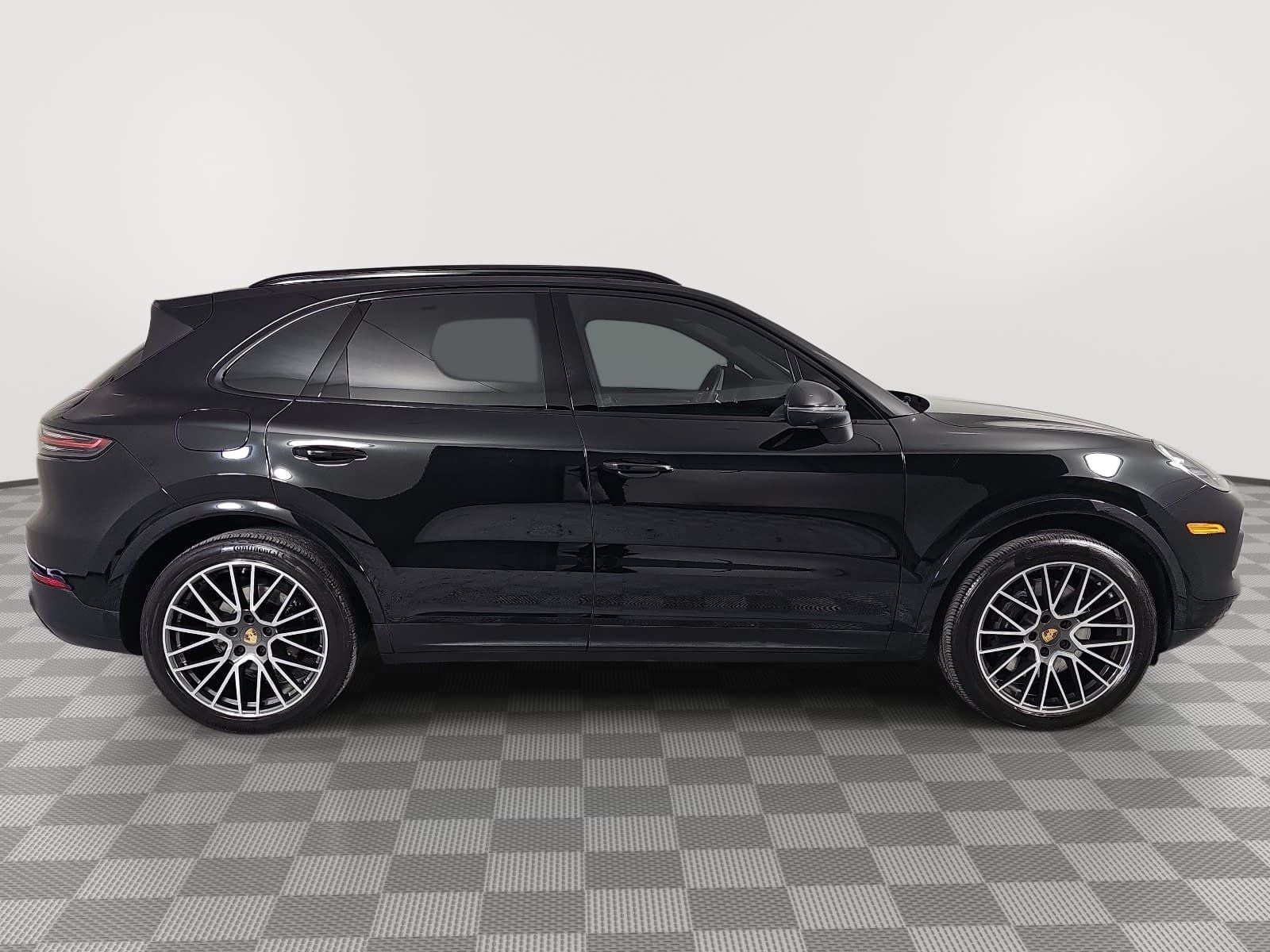 2023 Porsche Cayenne Base