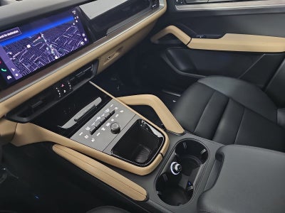 2024 Porsche Cayenne Base