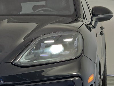 2024 Porsche Cayenne Base