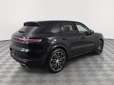 2024 Porsche Cayenne Base