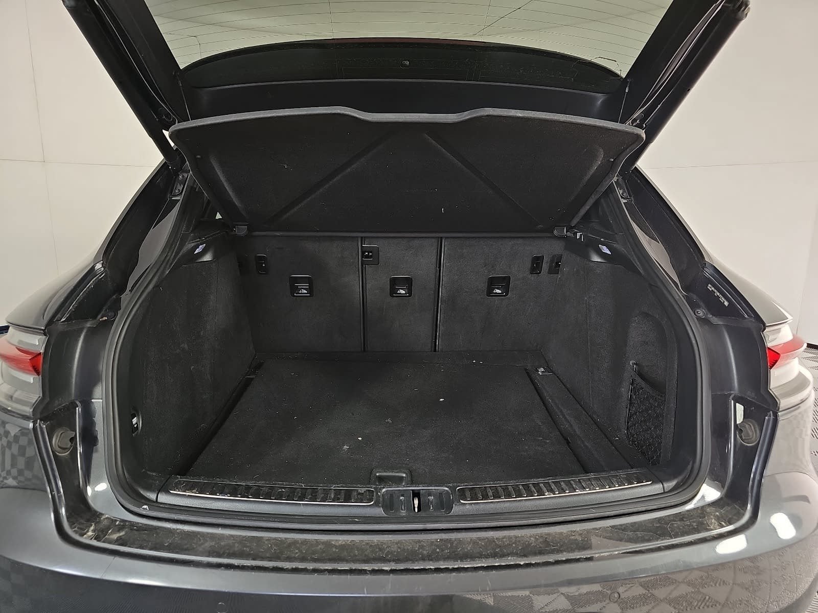2021 Porsche Macan S