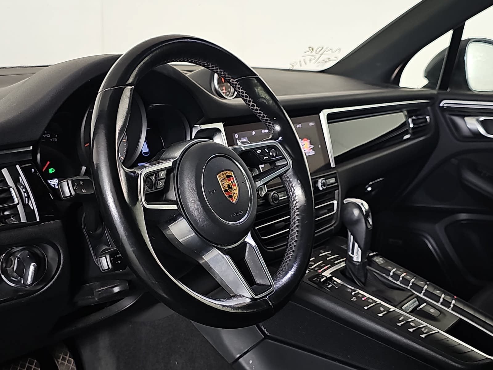2021 Porsche Macan S