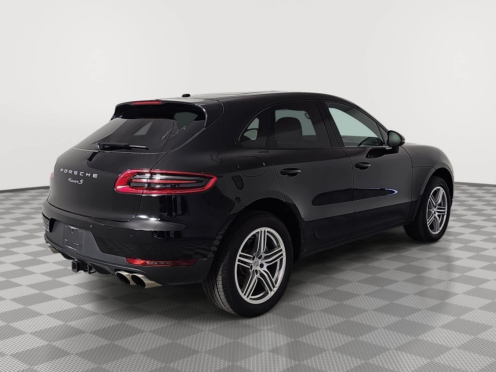 2016 Porsche Macan S