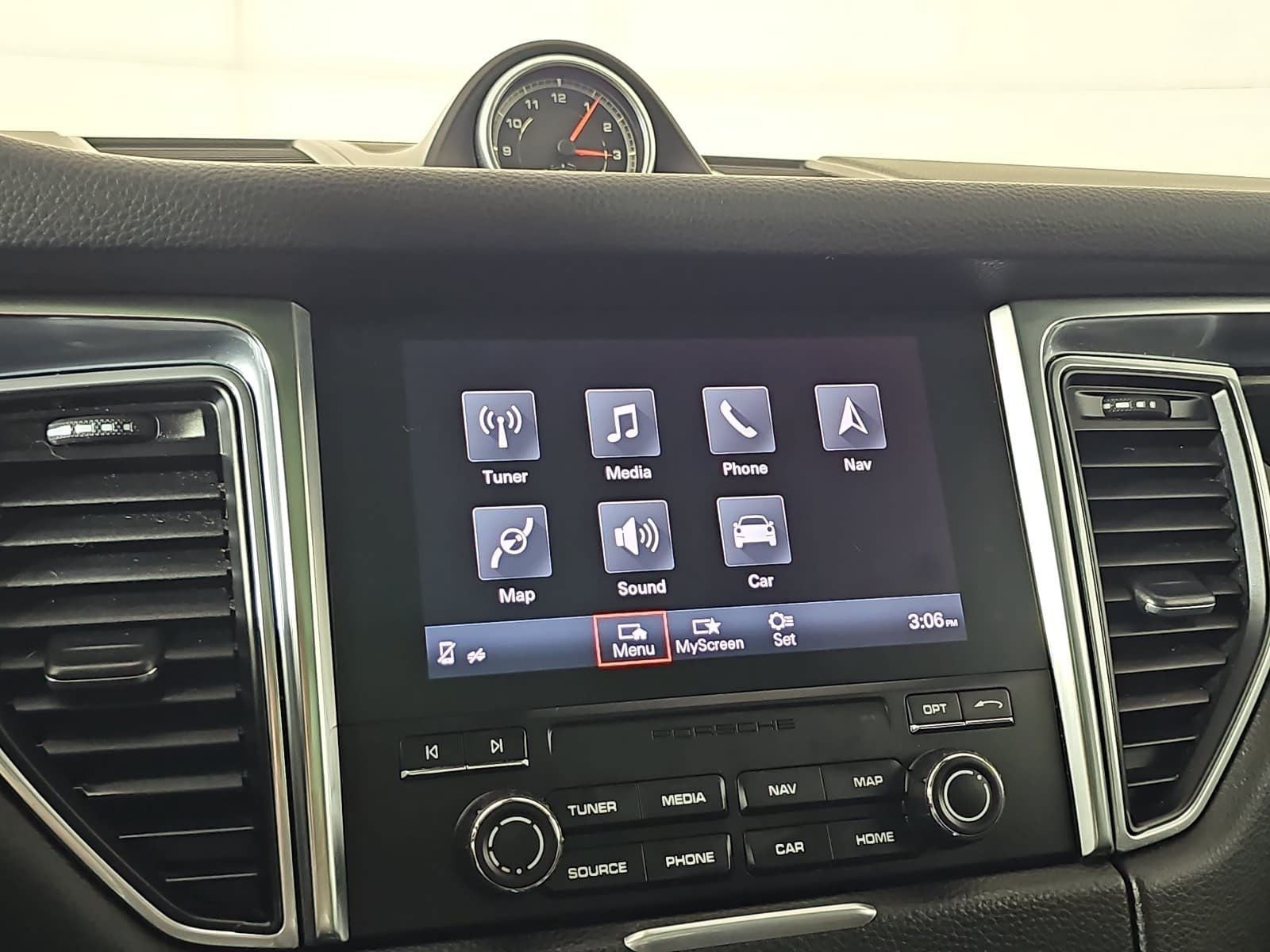 2018 Porsche Macan S