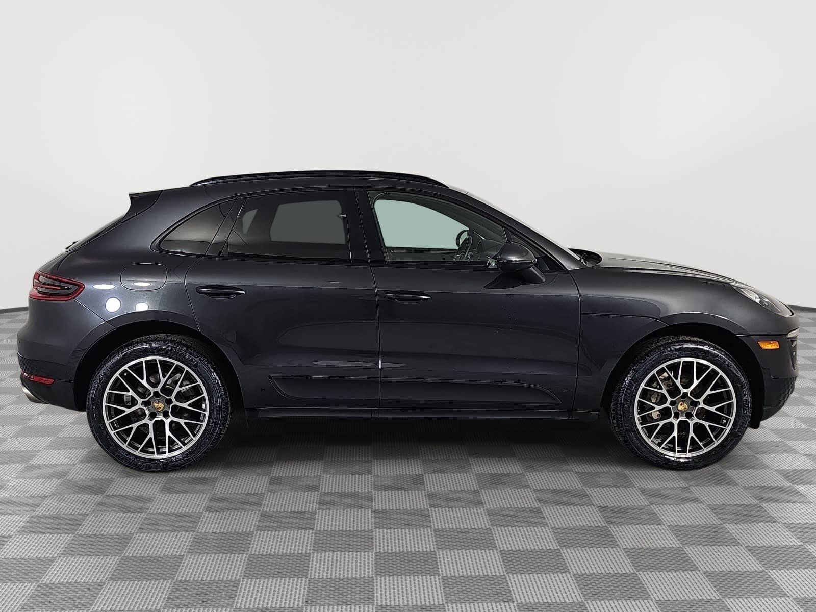 2018 Porsche Macan S