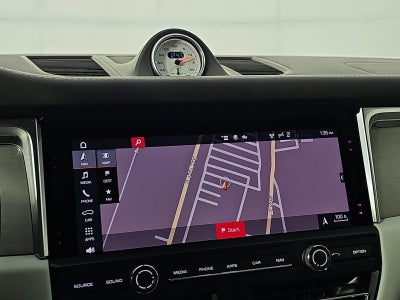 2021 Porsche Macan Turbo