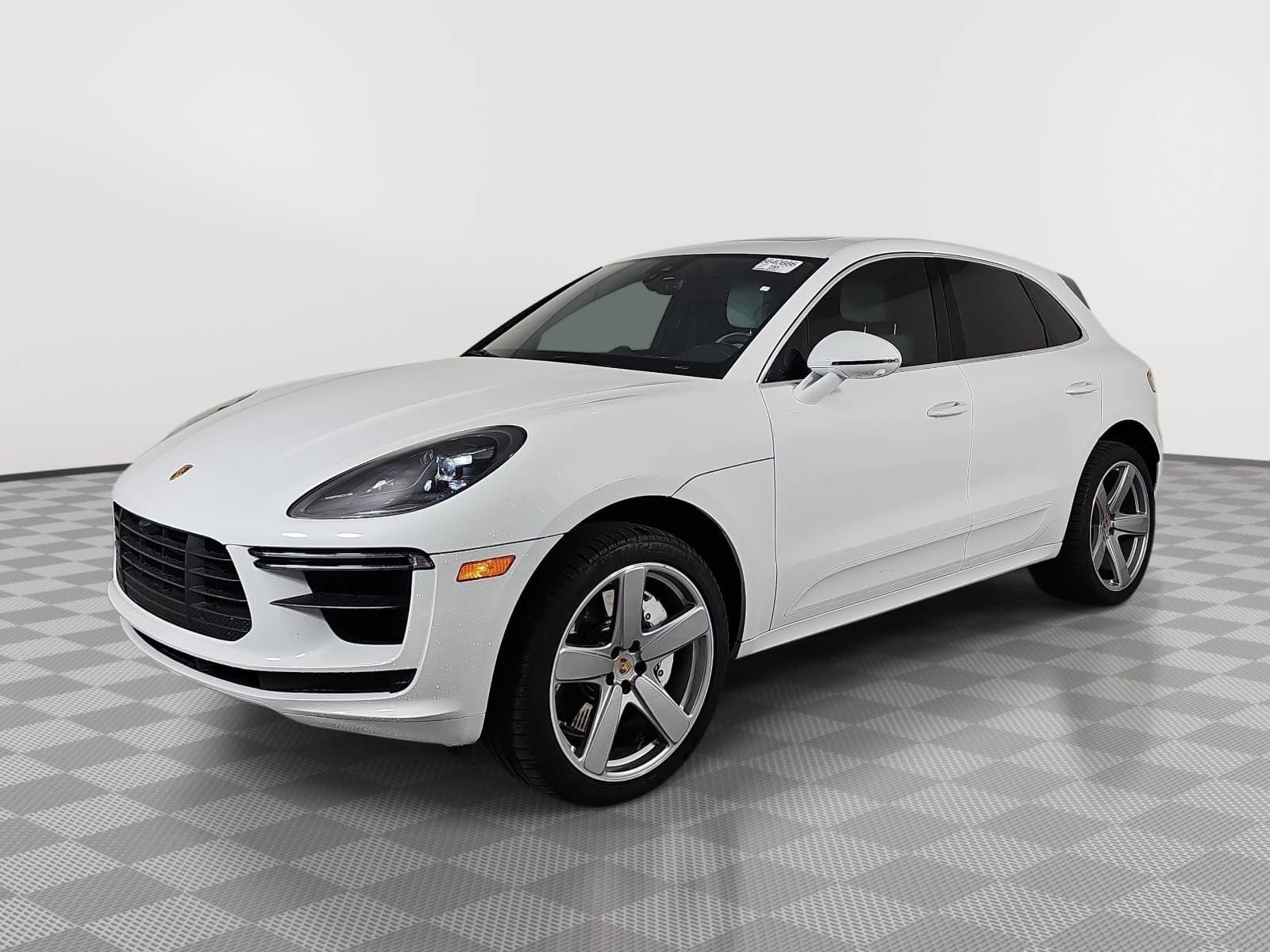 2021 Porsche Macan Turbo