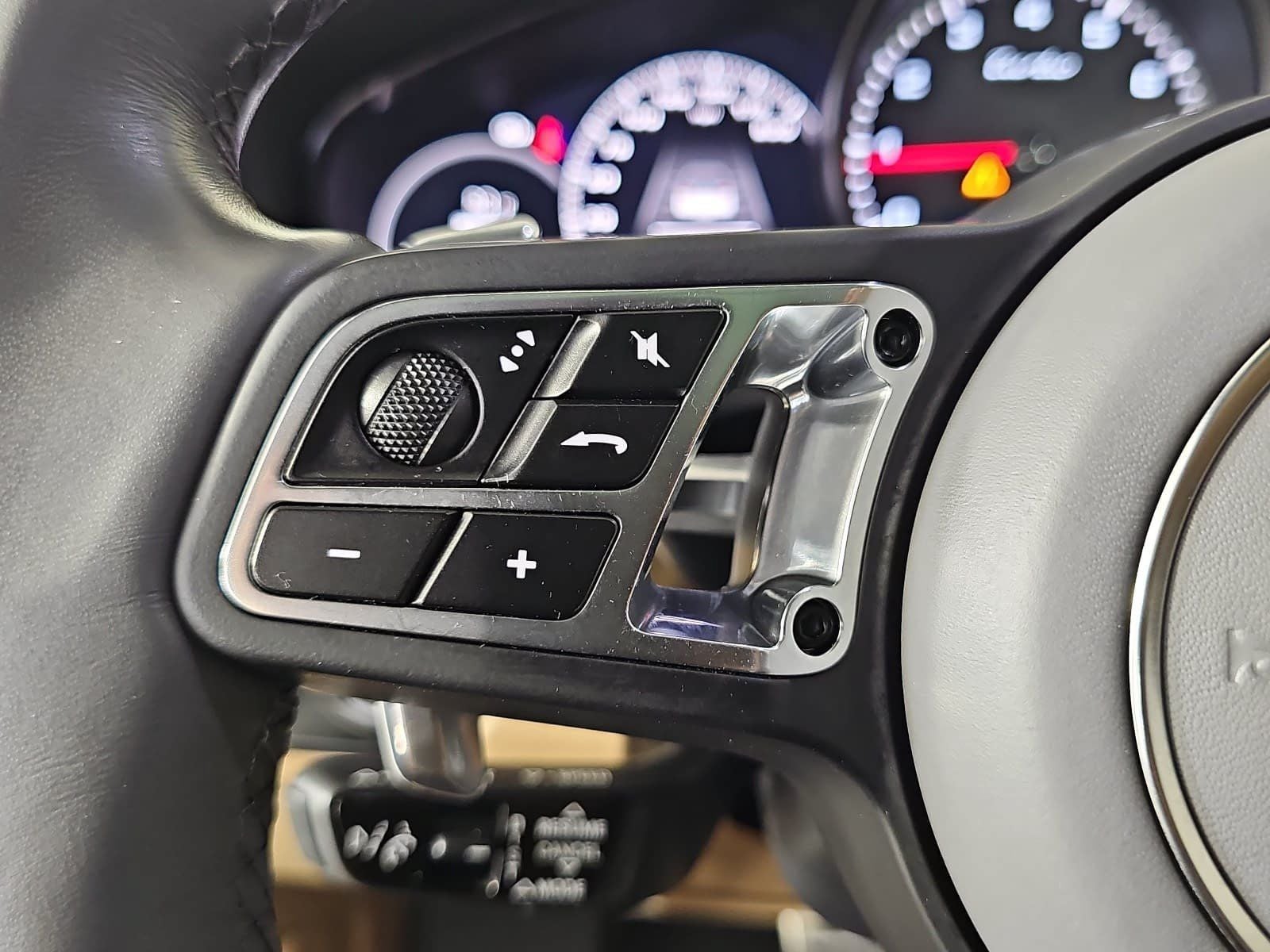 2023 Porsche Cayenne Turbo