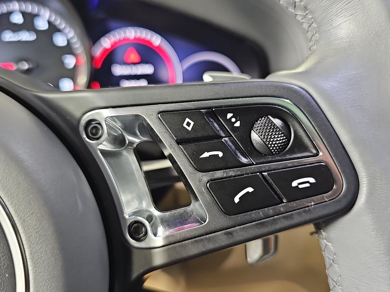 2023 Porsche Cayenne Turbo
