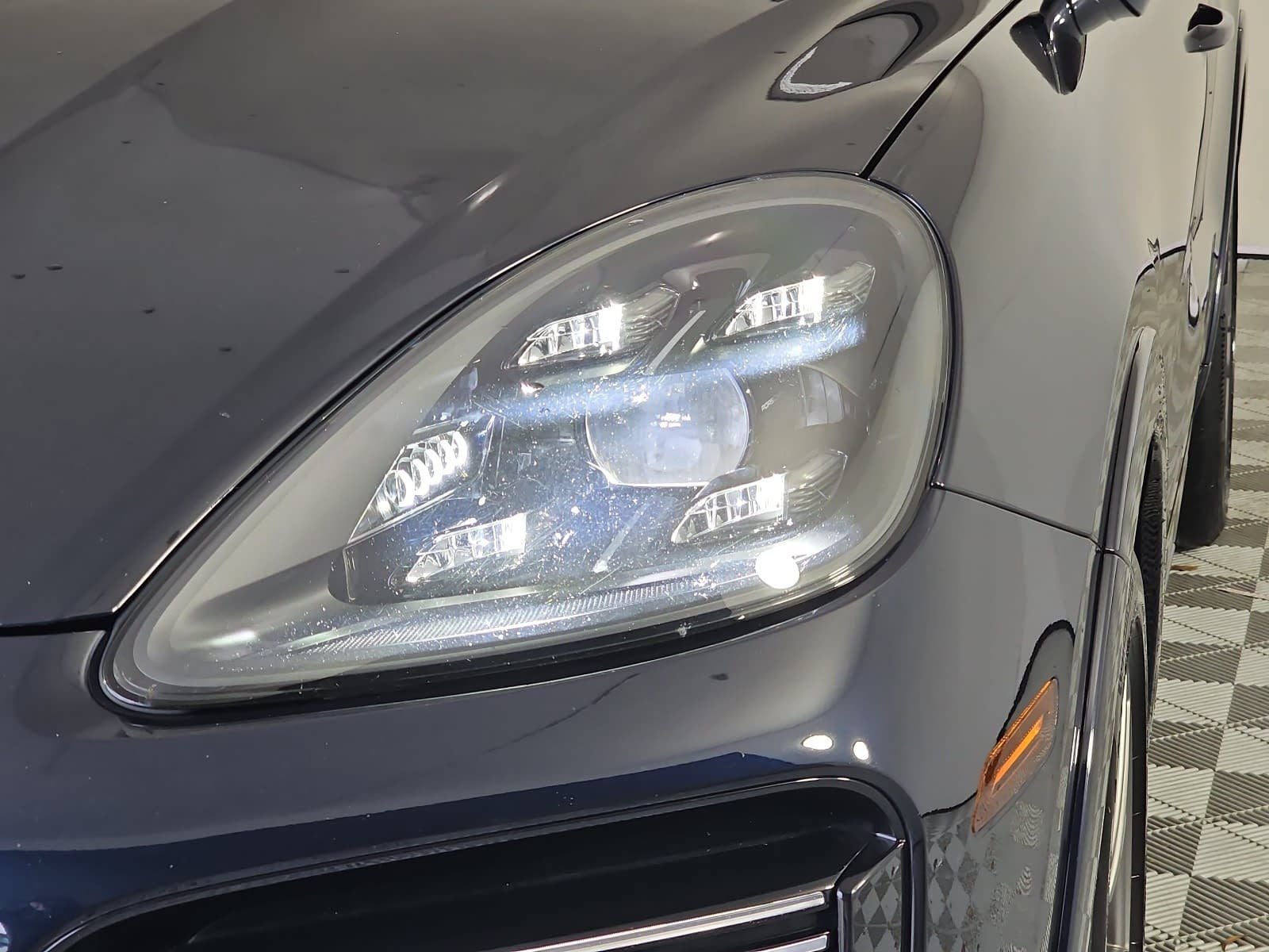 2023 Porsche Cayenne Turbo