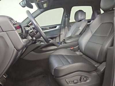 2024 Porsche Cayenne S