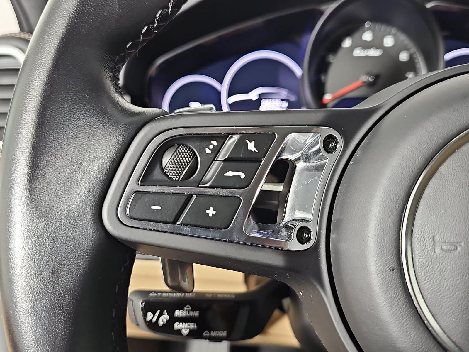 2023 Porsche Cayenne Coupe Turbo