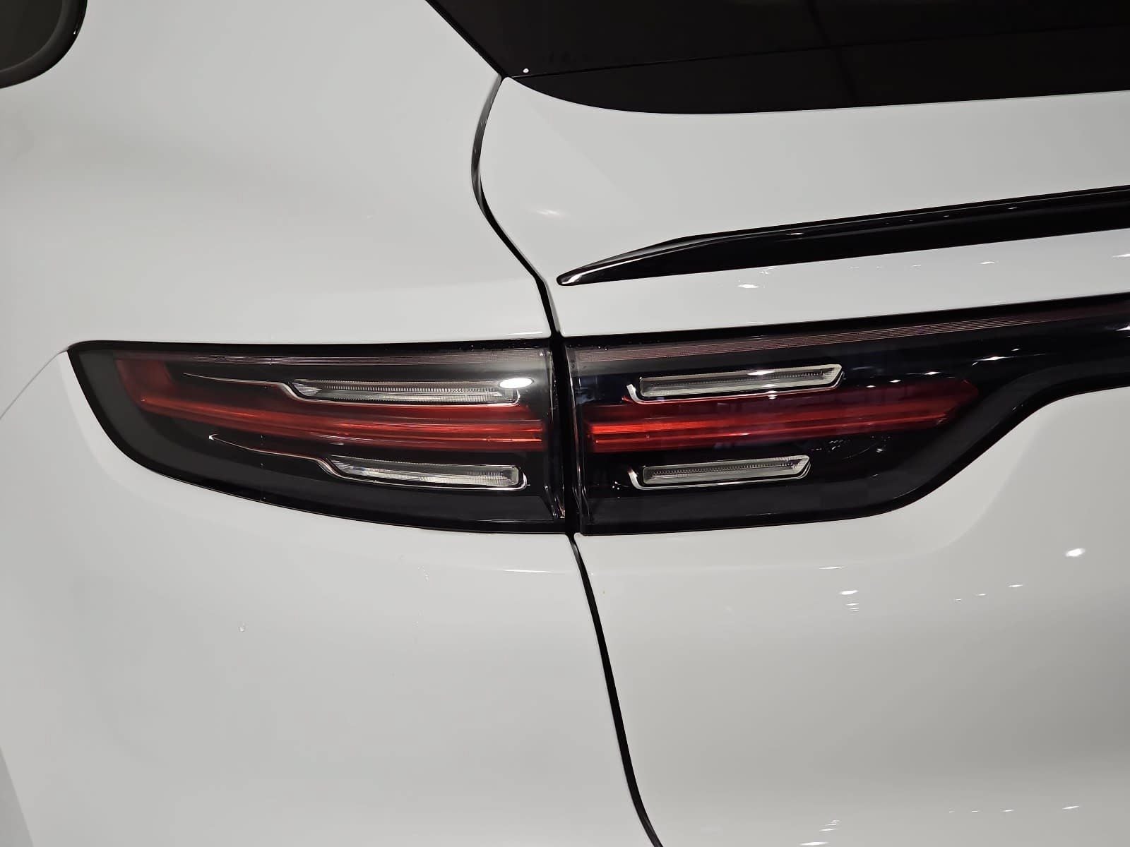 2023 Porsche Cayenne Coupe Turbo