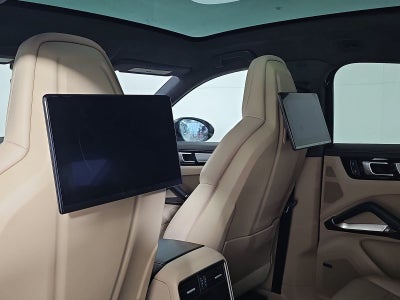 2023 Porsche Cayenne Coupe Turbo