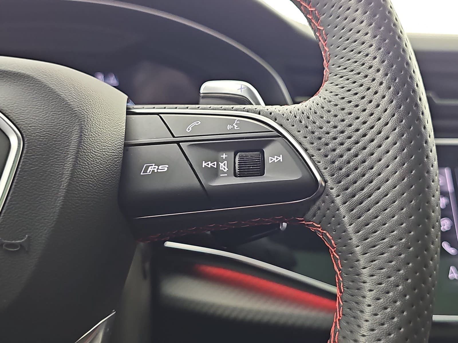 2025 Audi RS Q8 performance 4.0T quattro