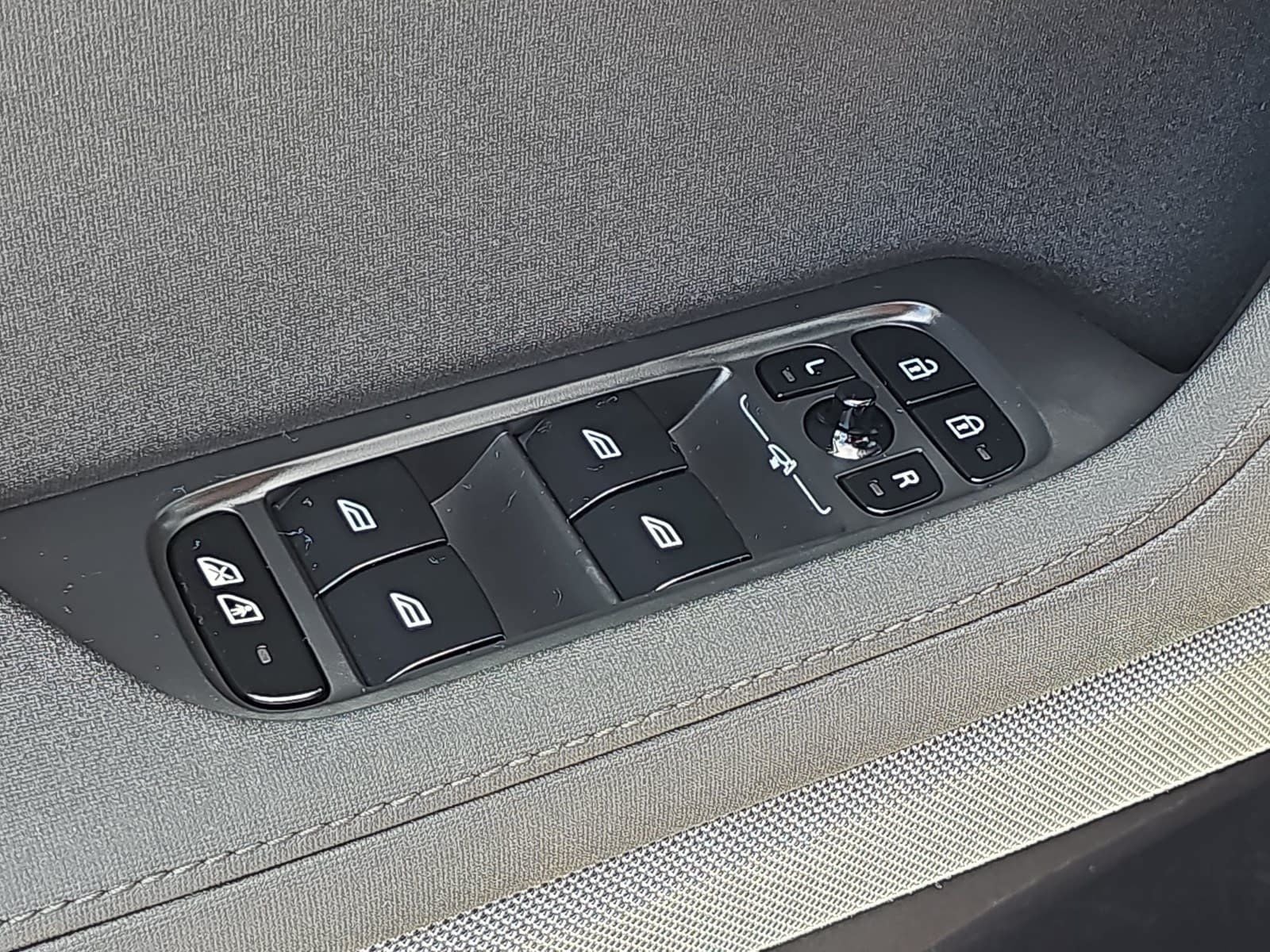2024 Polestar 2 Long Range Dual Motor