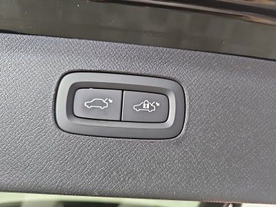 2024 Volvo XC90 B6 Plus Bright Theme 6-Seater