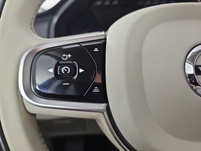 2024 Volvo XC90 B6 Plus Bright Theme 6-Seater
