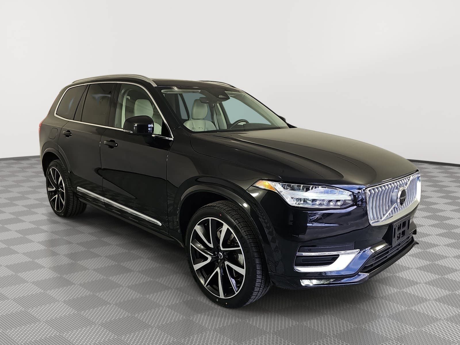 2024 Volvo XC90 B6 Plus Bright Theme 6-Seater