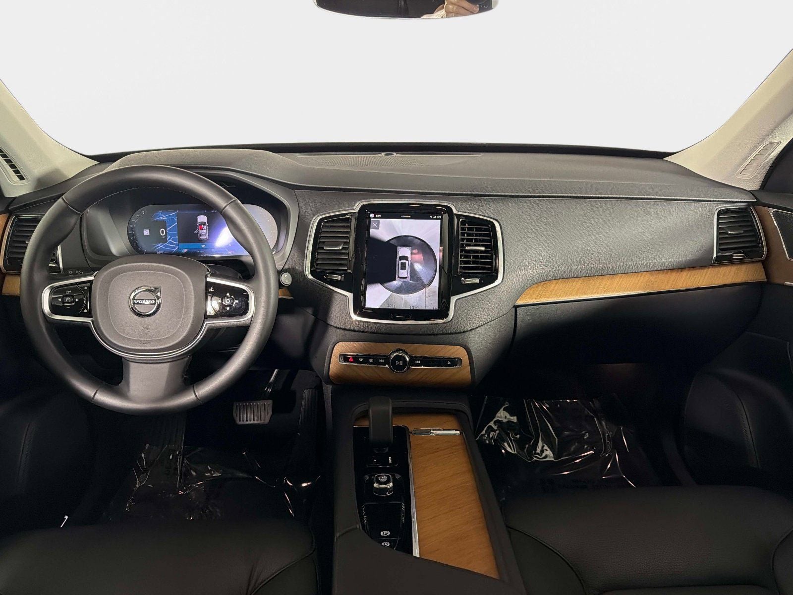 2025 Volvo XC90 B6 Plus 7-Seater