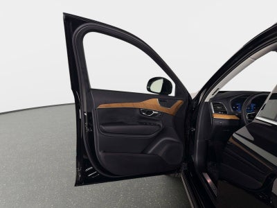 2025 Volvo XC90 B6 Plus 7-Seater