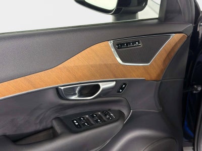 2025 Volvo XC90 B6 Plus 7-Seater