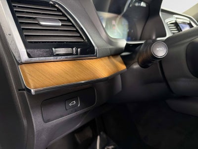 2025 Volvo XC90 B6 Plus 7-Seater