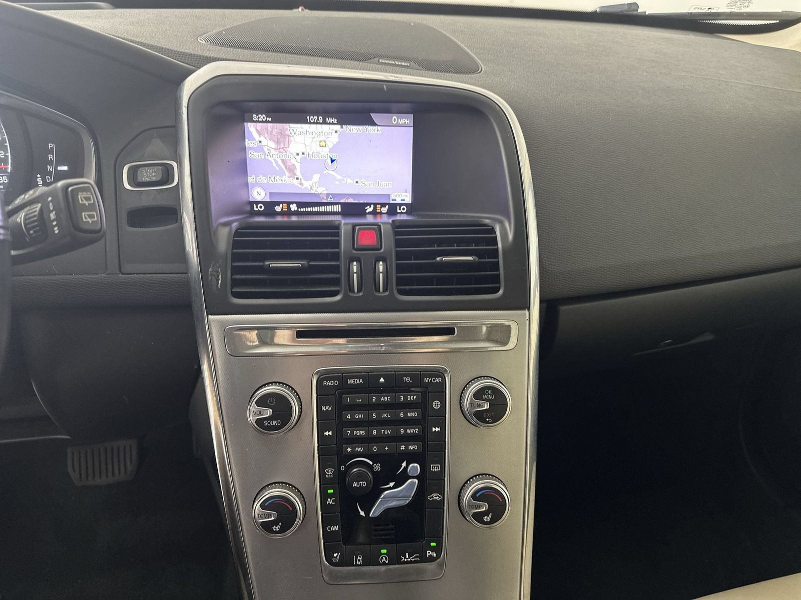 2017 Volvo XC60 T6 Dynamic
