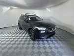 2021 Volvo XC90 T6 Momentum