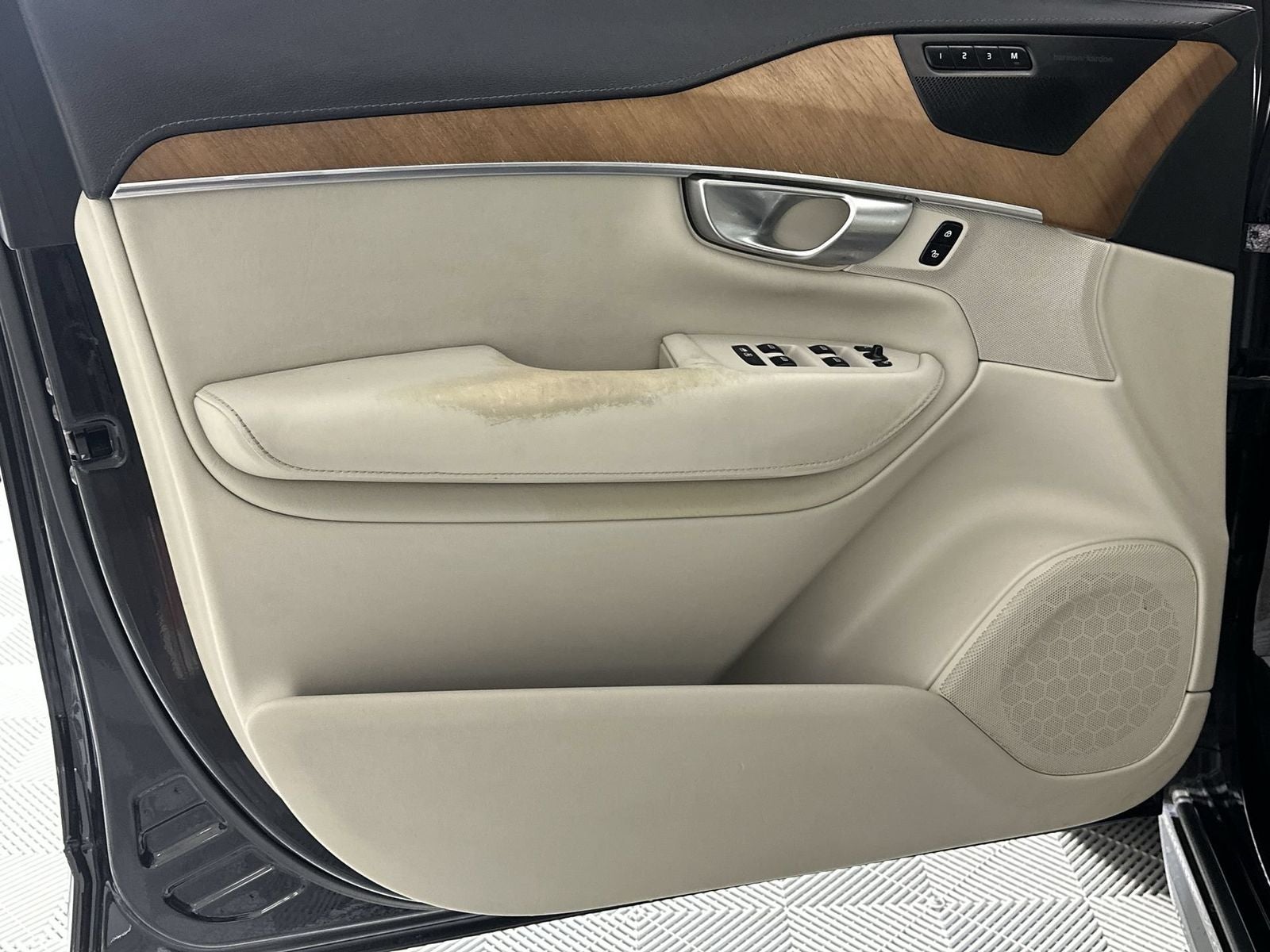 2019 Volvo XC90 T6 Inscription