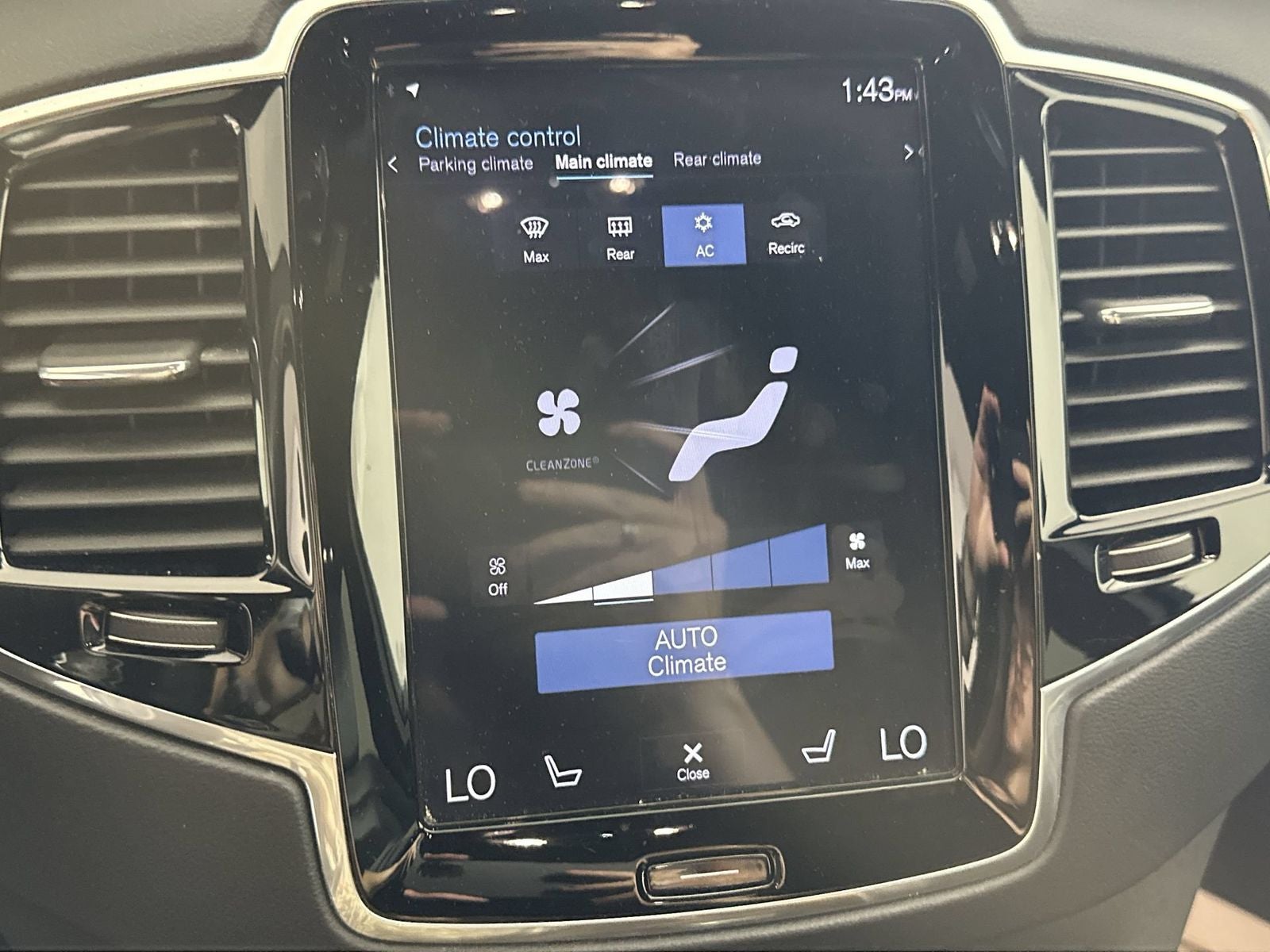 2019 Volvo XC90 T6 R-Design