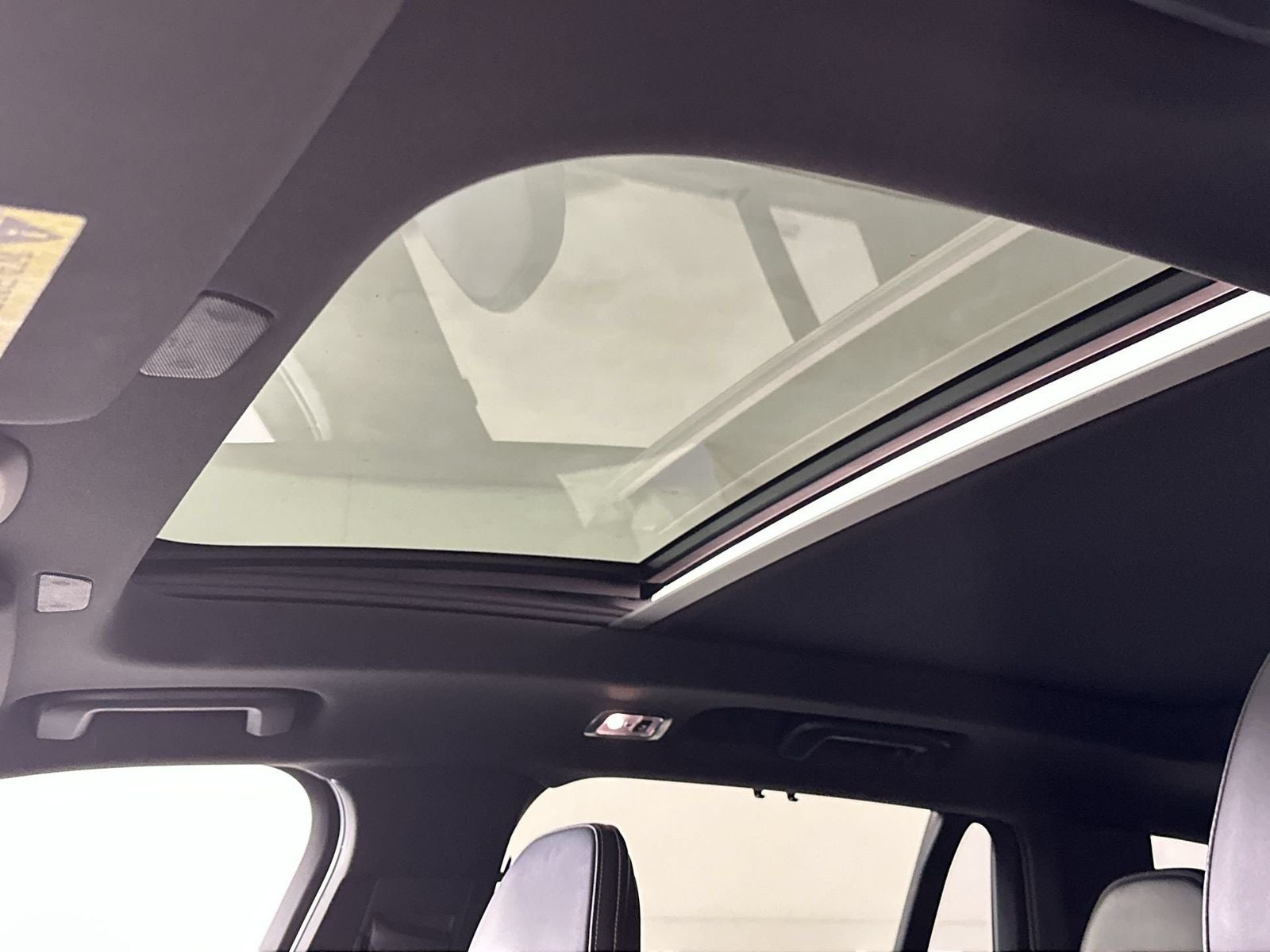 2019 Volvo XC90 T6 R-Design