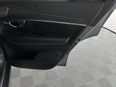 2019 Volvo XC90 T6 R-Design