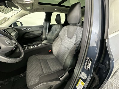 2022 Volvo XC60 B5 Momentum