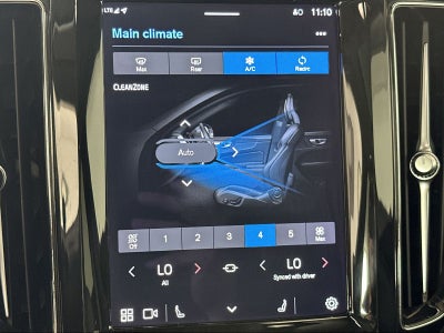 2022 Volvo XC60 B5 Momentum
