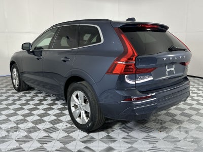 2022 Volvo XC60 B5 Momentum
