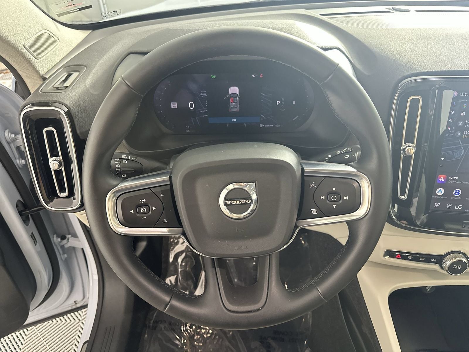 2026 Volvo XC40 B5 Plus