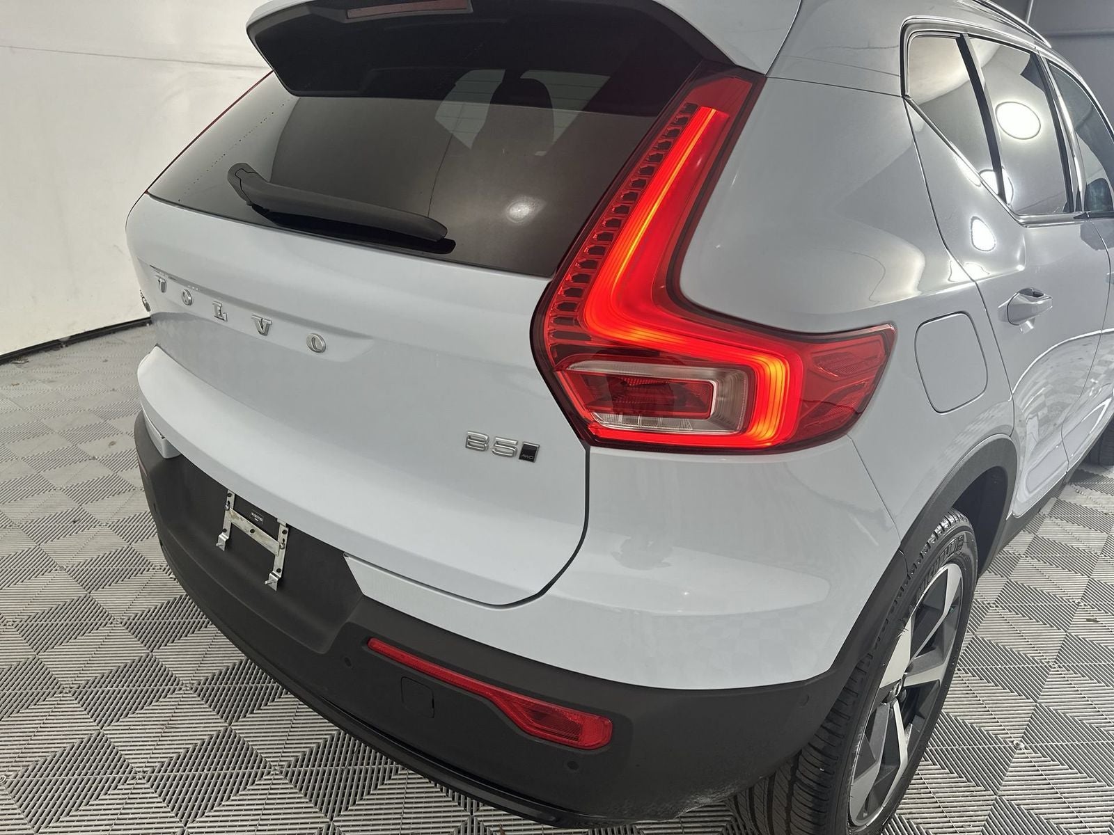 2026 Volvo XC40 B5 Plus