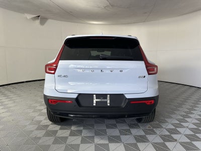 2026 Volvo XC40 B5 Plus