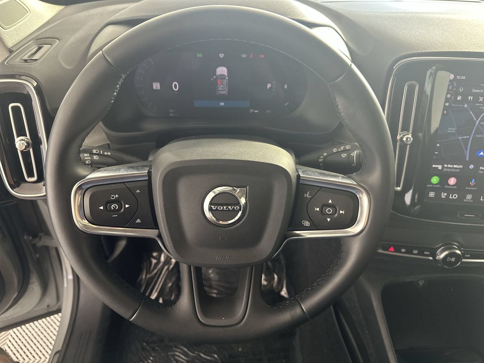 2026 Volvo XC40 B5 Plus