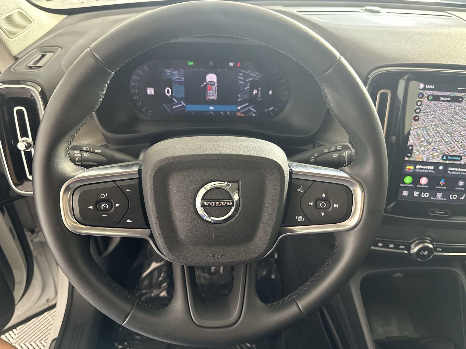 2026 Volvo XC40 B5 Plus