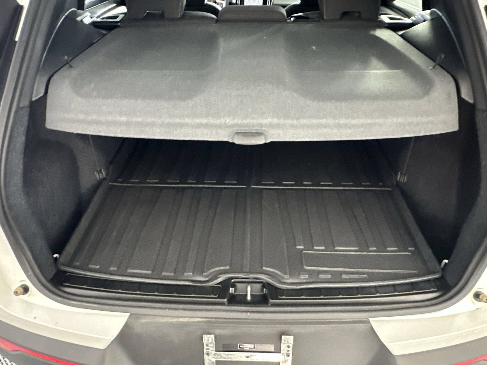 2024 Volvo XC40 B5 Core